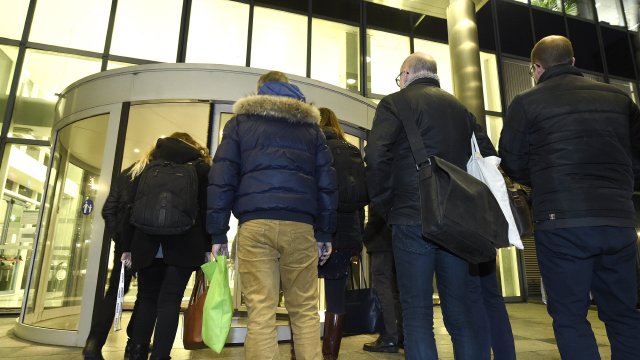 Brugpensioen Bij Proximus Kan Pas Vanaf 59 Jaar De Tijd